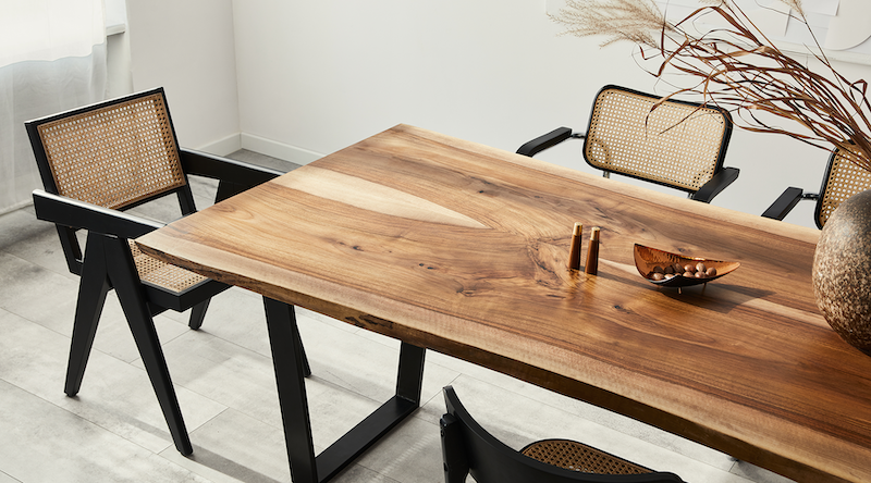 Select the Best Matte Finish for Wood Table Projects