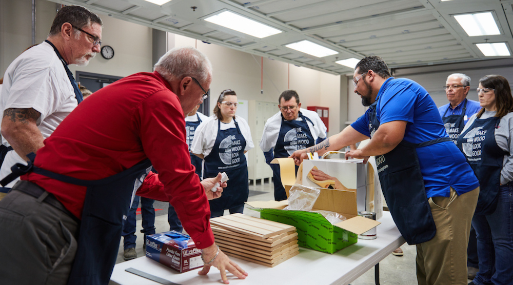 Offering Bilingual Wood Finishing Classes in Houston